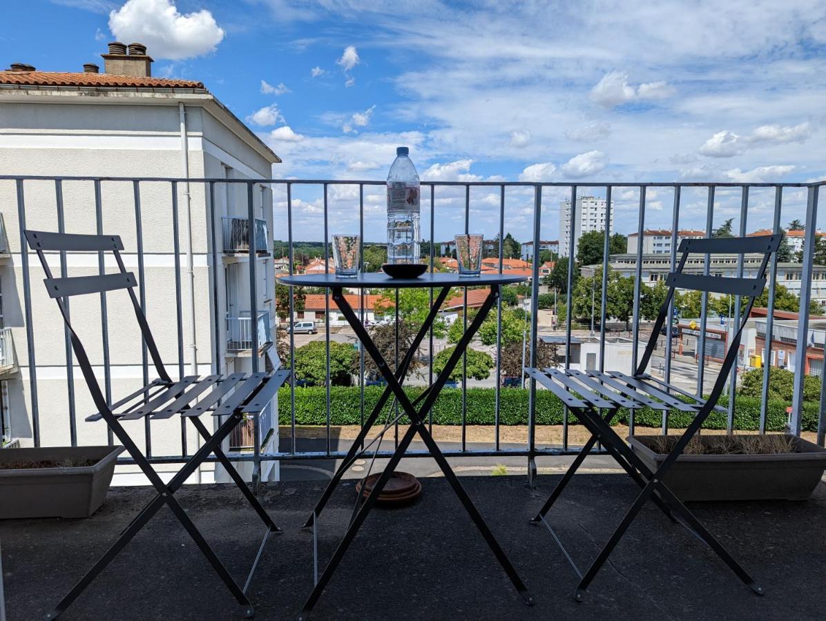 Bellejoie - Appartement T3- Poitiers Sud - Direct Futuroscope - Parking Et Wifi Gratuit Exteriér fotografie